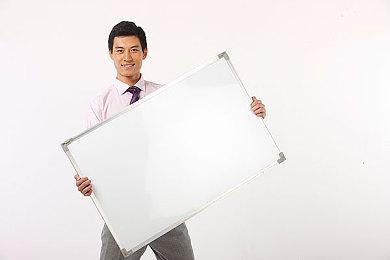 《四海兄弟：故乡》采用虚幻5引擎 放弃开放世界设定